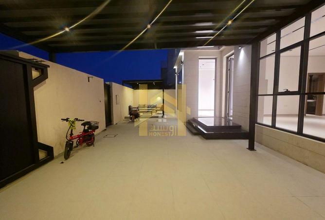 90497444 - صورة العقار 3