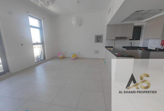 99123785 - Property Main Image
