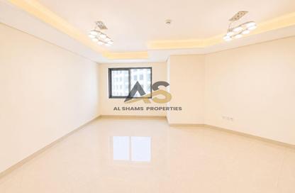 Apartment - 1 Bedroom - 2 Bathrooms for rent in Arzco Hamriya Building - Al Hamriya - Bur Dubai - Dubai Apartment - 1 Bedroom - 2 Bathrooms for rent in Arzco Hamriya Building - Al Hamriya - Bur Dubai - Dubai