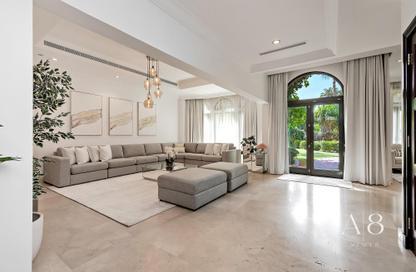 Villa - 3 Bedrooms - 4 Bathrooms for rent in Canal Cove Frond A - Canal Cove Villas - Palm Jumeirah - Dubai
