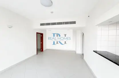 Apartment - 1 Bedroom - 2 Bathrooms for rent in Hub Canal 1 - Hub Golf View Apartments - Dubai Sports City - Dubai