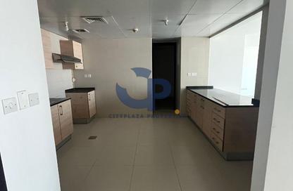 Apartment - 3 Bedrooms - 4 Bathrooms for rent in Tala Tower - Marina Square - Al Reem Island - Abu Dhabi