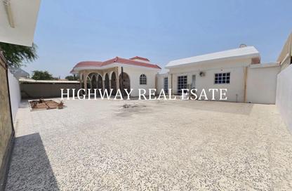Villa - 5 Bedrooms - 7 Bathrooms for rent in Al Ramaqiya - Wasit - Sharjah