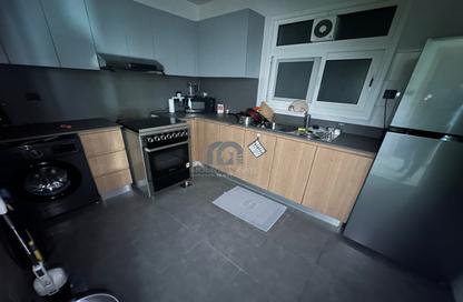 شقة - غرفة نوم - 2 حمامات للايجار في برج لا بلاج - الممزر - الشارقة - الشارقة شقة - غرفة نوم - 2 حمامات للايجار في برج لا بلاج - الممزر - الشارقة - الشارقة