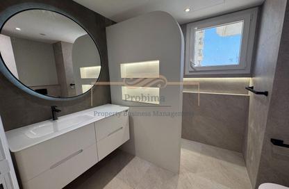 Apartment - 2 Bedrooms - 3 Bathrooms for rent in Royal Breeze 4 - Royal Breeze - Al Hamra Village - Ras Al Khaimah