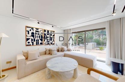 Villa - 4 - 5 for sale in Meadows 2 - Meadows - Dubai