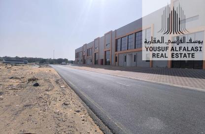 Warehouse - Studio - 2 Bathrooms for rent in Umm Dir - Umm Al Quwain