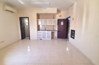 Apartment - Studio - 1 Bathroom for rent in Fire Station Road - Muwaileh - Sharjah