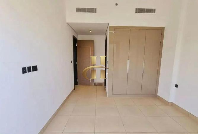 74232992 - Property Image 2