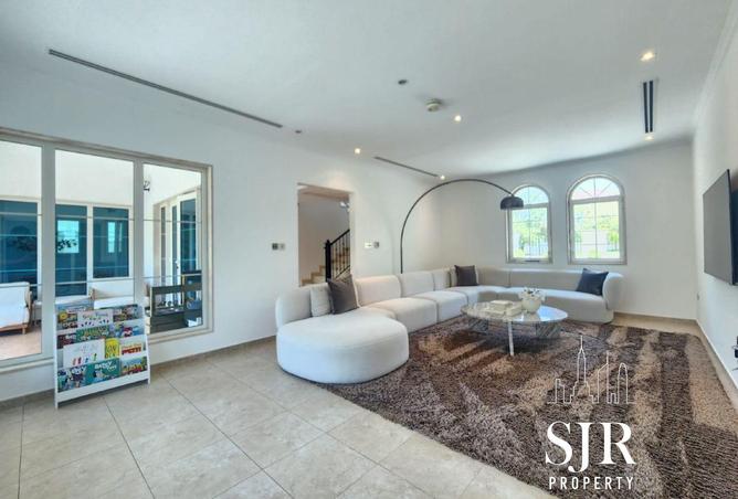 128360879 - Property Image 2