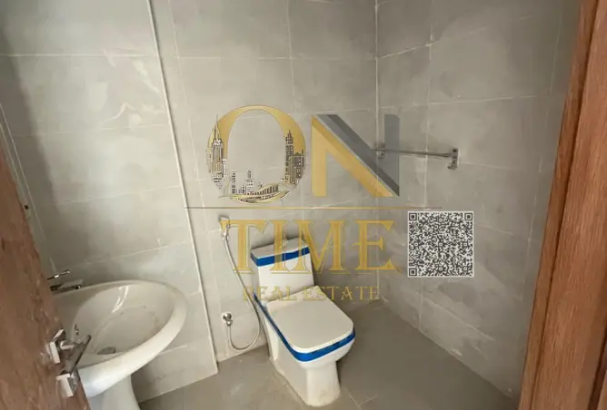 159601608 - Property Image 3