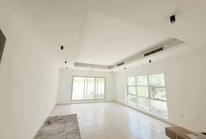 85761102 - Property Image 3