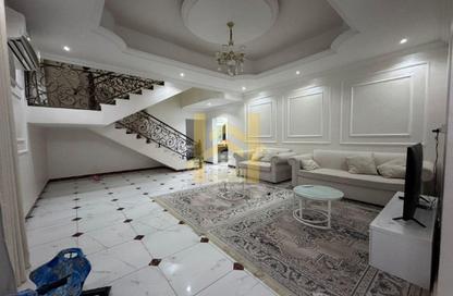 Villa - 5 Bedrooms - 7 Bathrooms for sale in Al Mowaihat 2 - Al Mowaihat - Ajman