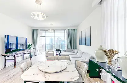 Apartment - 2 Bedrooms - 3 Bathrooms for rent in BLVD Crescent - Downtown Dubai - Dubai