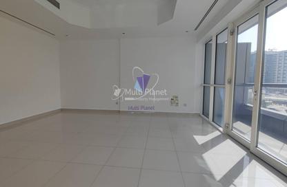 Apartment - 3 Bedrooms - 4 Bathrooms for rent in Cornich Al Khalidiya - Al Khalidiya - Abu Dhabi