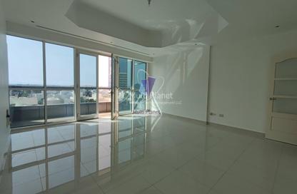 Apartment - 3 Bedrooms - 4 Bathrooms for rent in Cornich Al Khalidiya - Al Khalidiya - Abu Dhabi