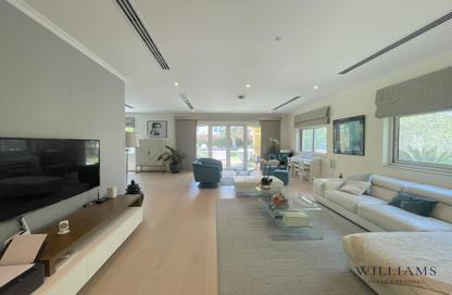 Villa - 4 Bedrooms - 5 Bathrooms for rent in District 6 - Jumeirah Park - Dubai Villa - 4 Bedrooms - 5 Bathrooms for rent in District 6 - Jumeirah Park - Dubai
