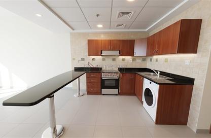 Apartment - 1 - 2 for rent in Park Terrace - Dubai Silicon Oasis - Dubai