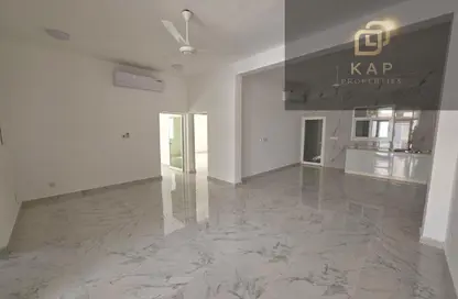 فيلا - 3 غرف نوم - 5 حمامات للايجار في الرفاع - رأس الخيمة