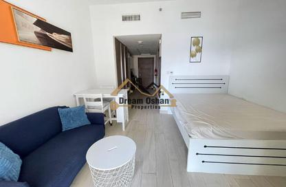 Apartment - Studio - 1 Bathroom for rent in Azizi Aliyah - Dubai Healthcare City 2 - Al Jaddaf - Dubai