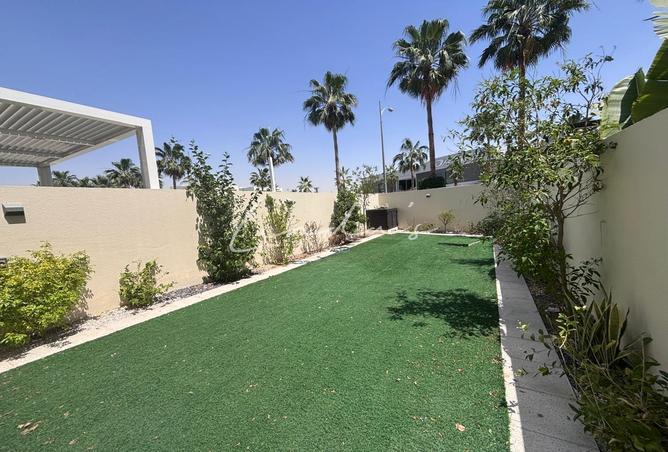 65167423 - Property Main Image