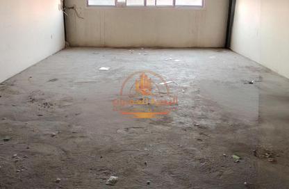 Warehouse - Studio - 1 Bathroom for rent in Industrial Building 13 - Industrial Area 13 - Sharjah Industrial Area - Sharjah