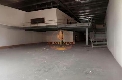 Warehouse - Studio - 1 Bathroom for rent in Industrial Building 13 - Industrial Area 13 - Sharjah Industrial Area - Sharjah