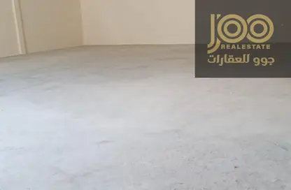 Warehouse - Studio - 1 Bathroom for rent in Umm Al Thuoob - Umm Al Quwain