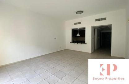 Apartment - 1 Bedroom - 2 Bathrooms for rent in Building 198 - Mogul Cluster - Discovery Gardens - Dubai