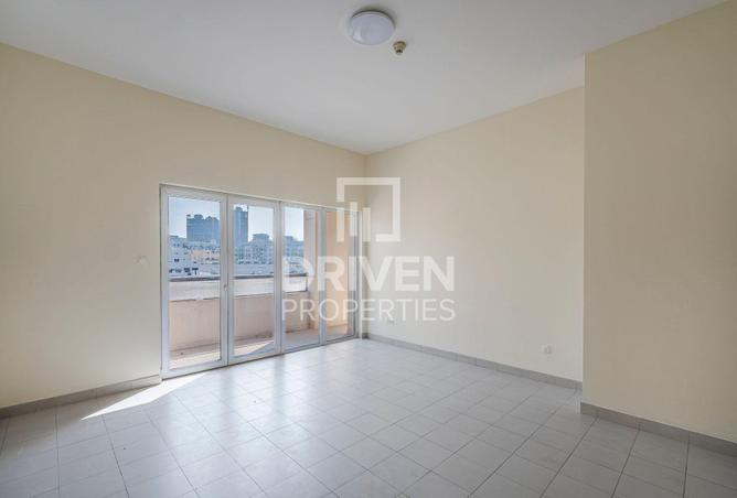 82361639 - Property Image 2