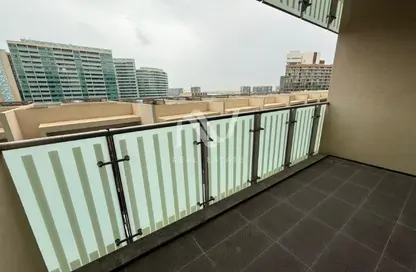 شقة - غرفة نوم - 2 حمامات للايجار في السنا 2 - المنيرة - شاطئ الراحة - أبوظبي