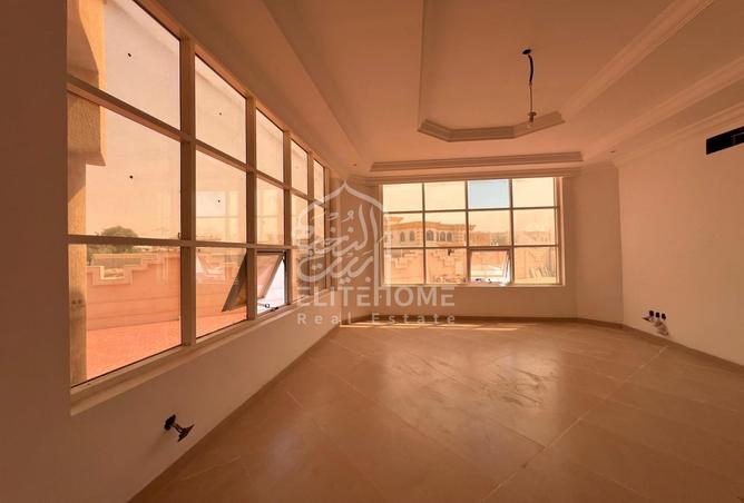 79389142 - Property Image 2