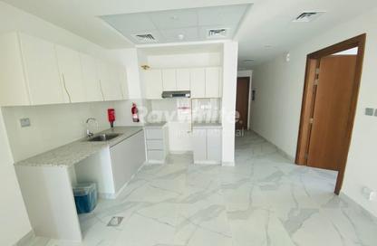 Apartment - 2 - 3 for sale in Millennium Binghatti Residences - Business Bay - Dubai
