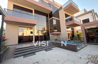 Villa - 6 Bedrooms - 7 Bathrooms for rent in Nad Al Sheba 1 - Nad Al Sheba - Dubai Villa - 6 Bedrooms - 7 Bathrooms for rent in Nad Al Sheba 1 - Nad Al Sheba - Dubai