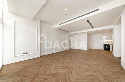 Apartment - 2 Bedrooms - 3 Bathrooms for sale in The 8 - The Crescent - Palm Jumeirah - Dubai