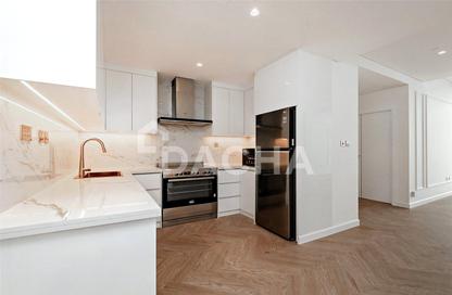 Apartment - 2 Bedrooms - 3 Bathrooms for sale in The 8 - The Crescent - Palm Jumeirah - Dubai