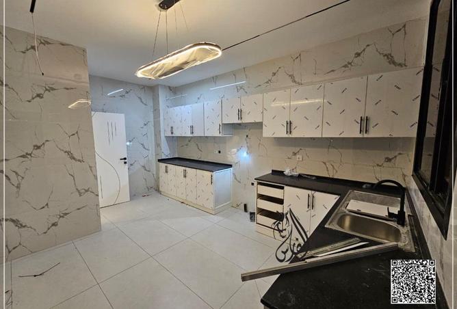 62477688 - Property Image 3