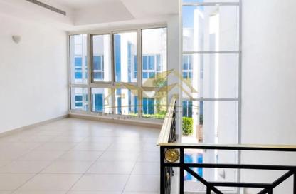 Villa - 4 - 5 for rent in Jumeirah 1 - Jumeirah - Dubai Villa - 4 - 5 for rent in Jumeirah 1 - Jumeirah - Dubai