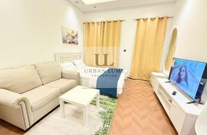 Apartment - Studio - 4 for rent in Silicon Gates 4 - Silicon Gates - Dubai Silicon Oasis - Dubai