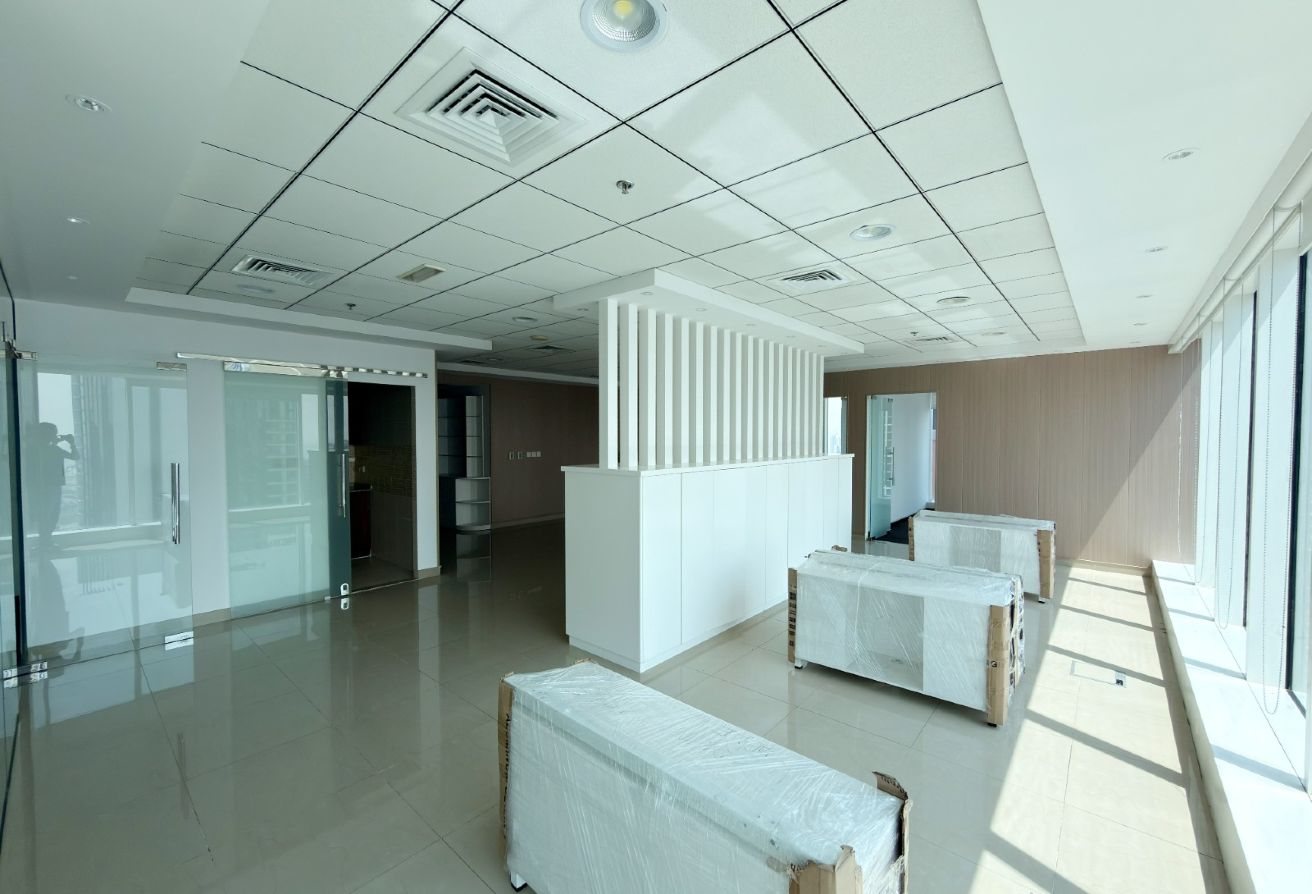 FULLY FITTED OFFICE FOR RENT | MULTIPLE CHEQUES gallery image