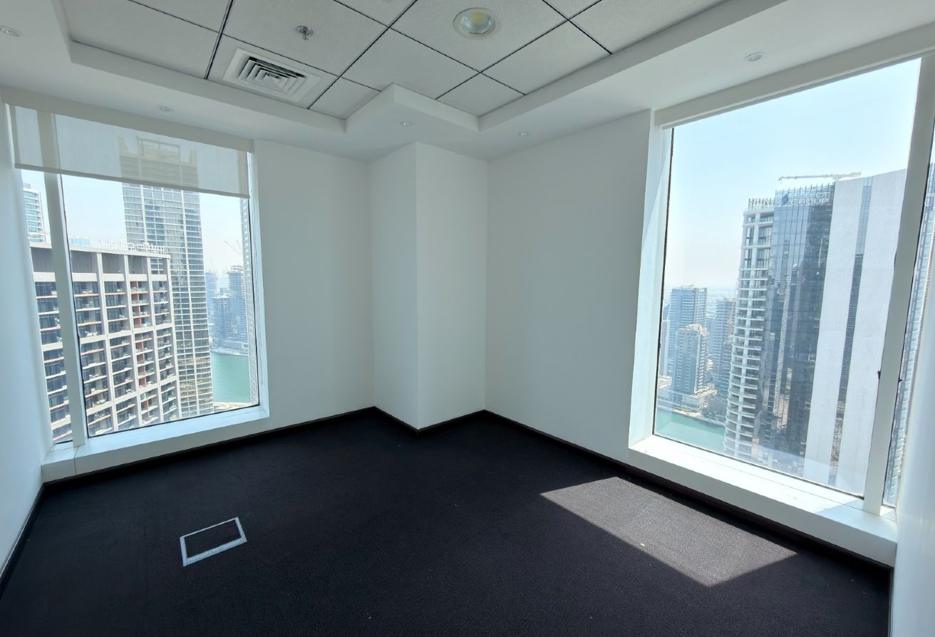 FULLY FITTED OFFICE FOR RENT | MULTIPLE CHEQUES gallery image