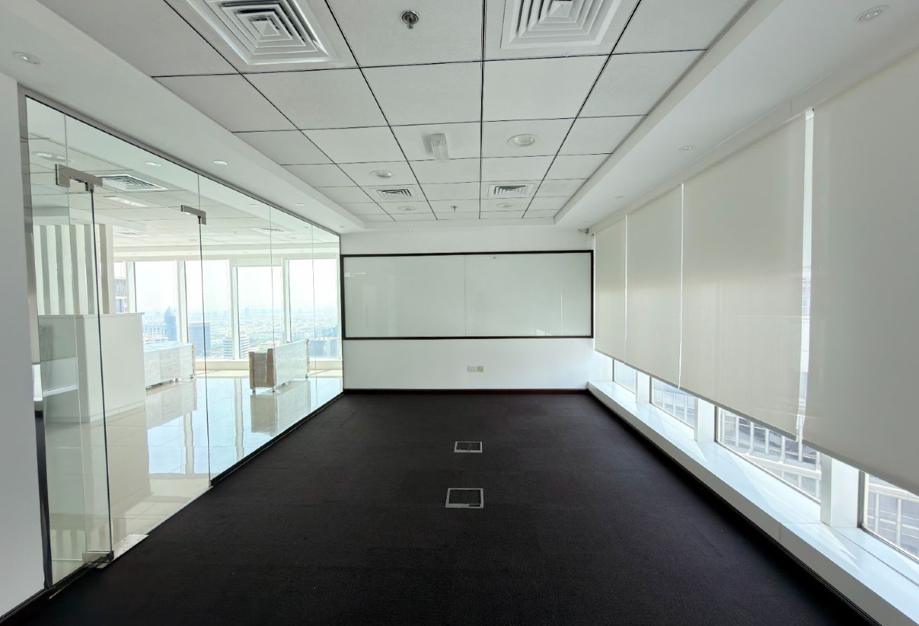 FULLY FITTED OFFICE FOR RENT | MULTIPLE CHEQUES gallery image