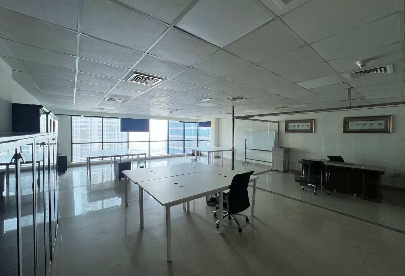 Studio office space in Jumeirah Bay X3, Jumeirah Lake Towers: 5