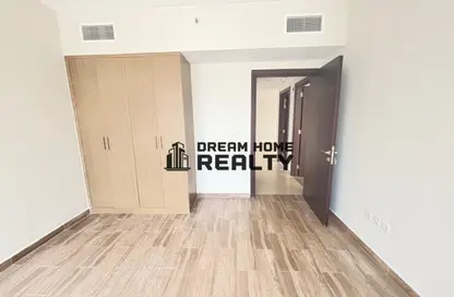 شقة - 2 غرف نوم - 3 حمامات للايجار في 3 زاخر تاور - أبراج زاخر - التعاون - الشارقة