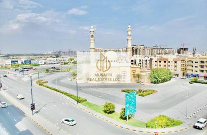 شقة - غرفة نوم - 2 حمامات للايجار في مبنى مويلح - مويلح - الشارقة
