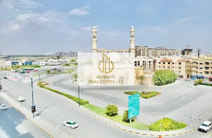 Apartment - 1 Bedroom - 2 Bathrooms for rent in Muwailih Building - Muwaileh - Sharjah