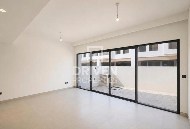 4-bed townhouse in Costa Brava 2 · Brand new — photo 3