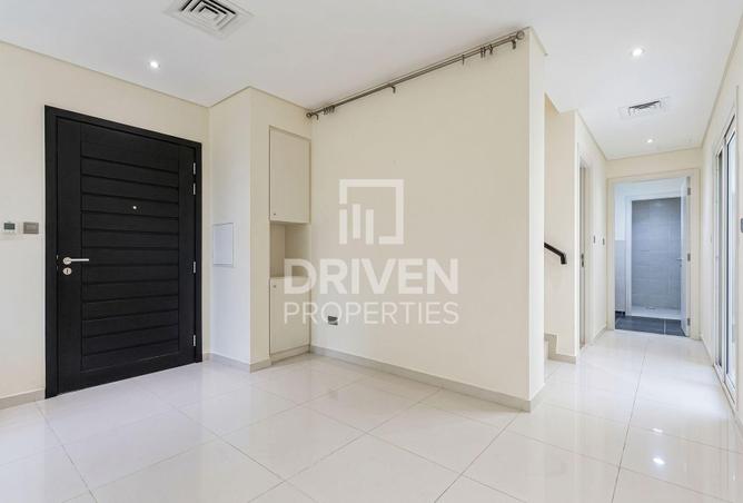 87889651 - Property Main Image
