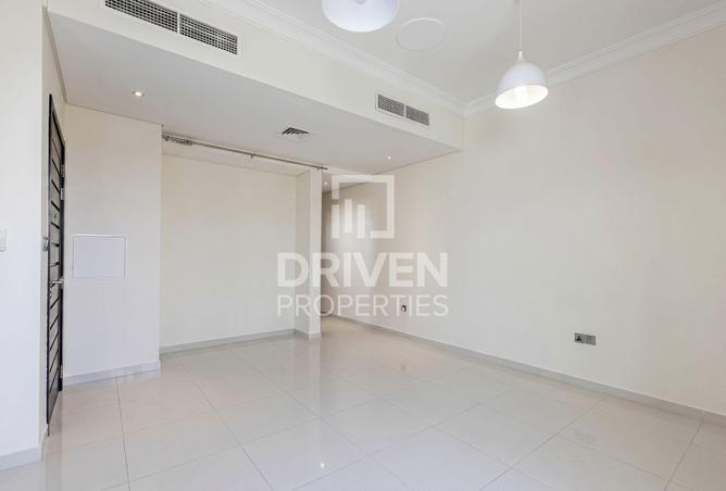 87889651 - Property Image 2