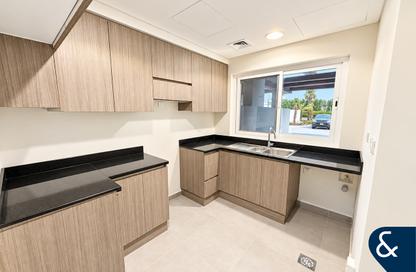 Townhouse - 4 - 4 for sale in Verona - Damac Hills 2 - Dubai